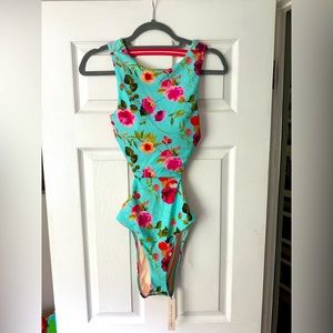 Nanette Lepore one piece swimsuit Size 8